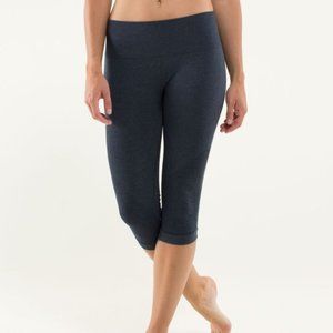 New Lululemon In The Flow Crop Inkwell Leggings